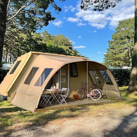 Parque de Campismo Sunêlia Le Petit Bois *