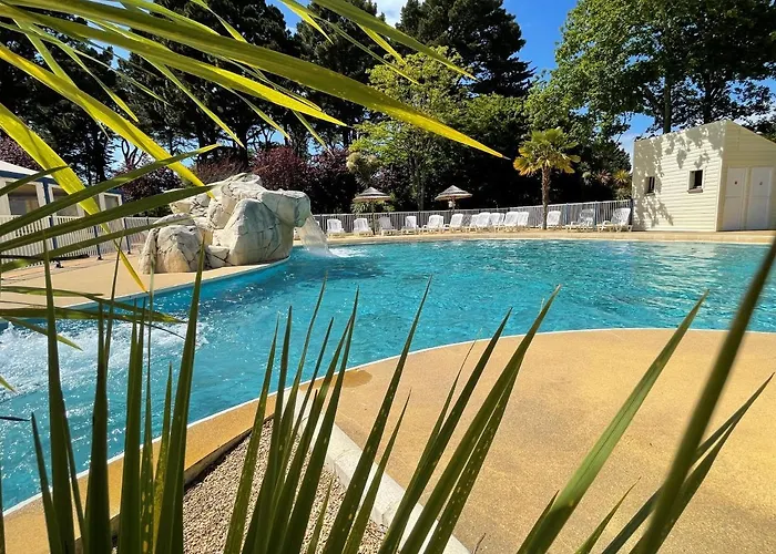 Campeggio Sunelia Le Petit Bois *