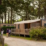 Sunêlia Le Petit Bois Parque de Campismo