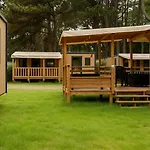 Sunêlia Le Petit Bois Parque de Campismo *