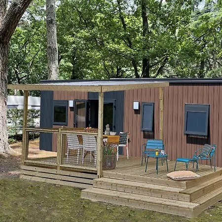 Du Petit Bois Camping *