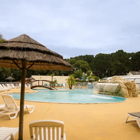 אתר קמפינג Sunelia Le Petit Bois Mesquer