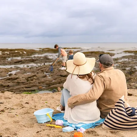 Sunelia Le Petit Bois אתר קמפינג Mesquer