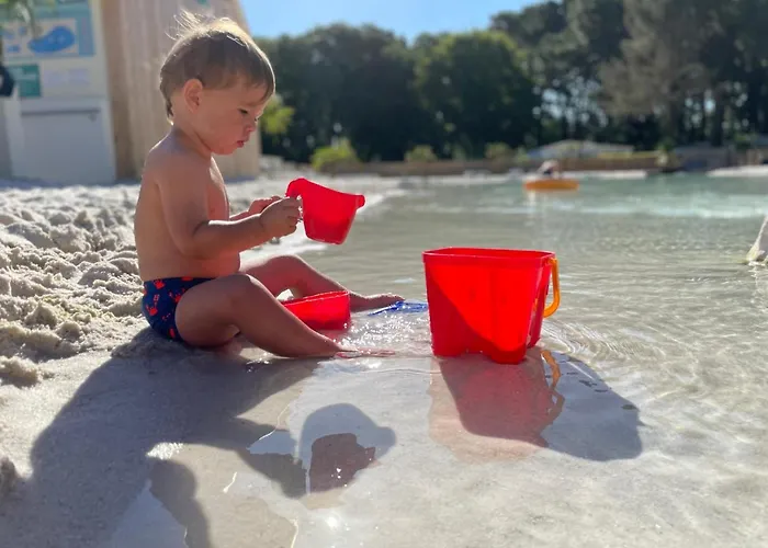 Kamp alanı Sunelia Le Petit Bois *