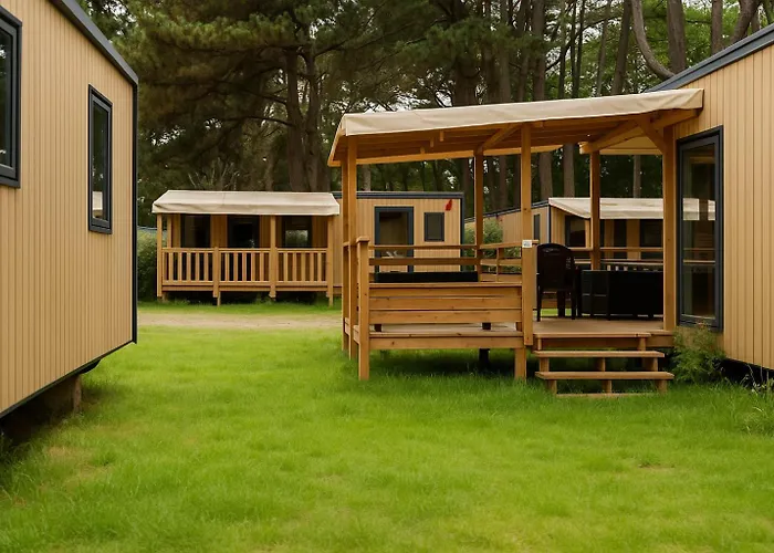 Sunelia Le Petit Bois 캠프장 *